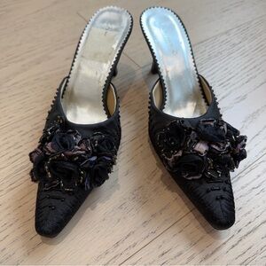Luvshoes of Canada Vintage Mules, Satin, Floral, Rosettes, Women’s US 6